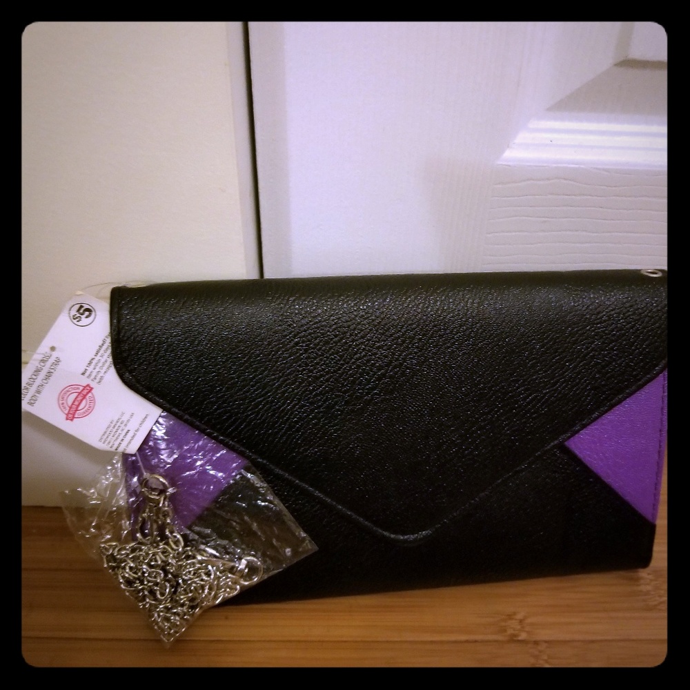 Crossbody purse